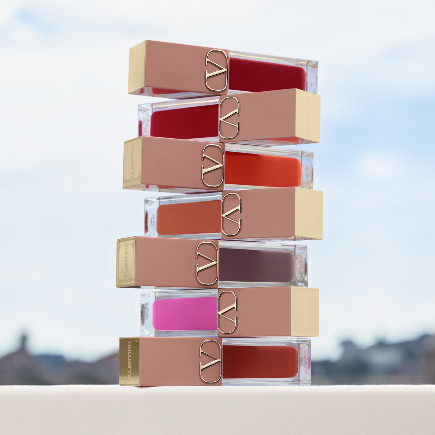 Discover our Liquirosso lipstick | Valentino Beauty