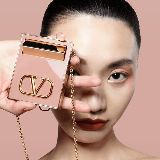 Go-Clutch Nude & Rosso Minirosso: On-the-Go Beauty
